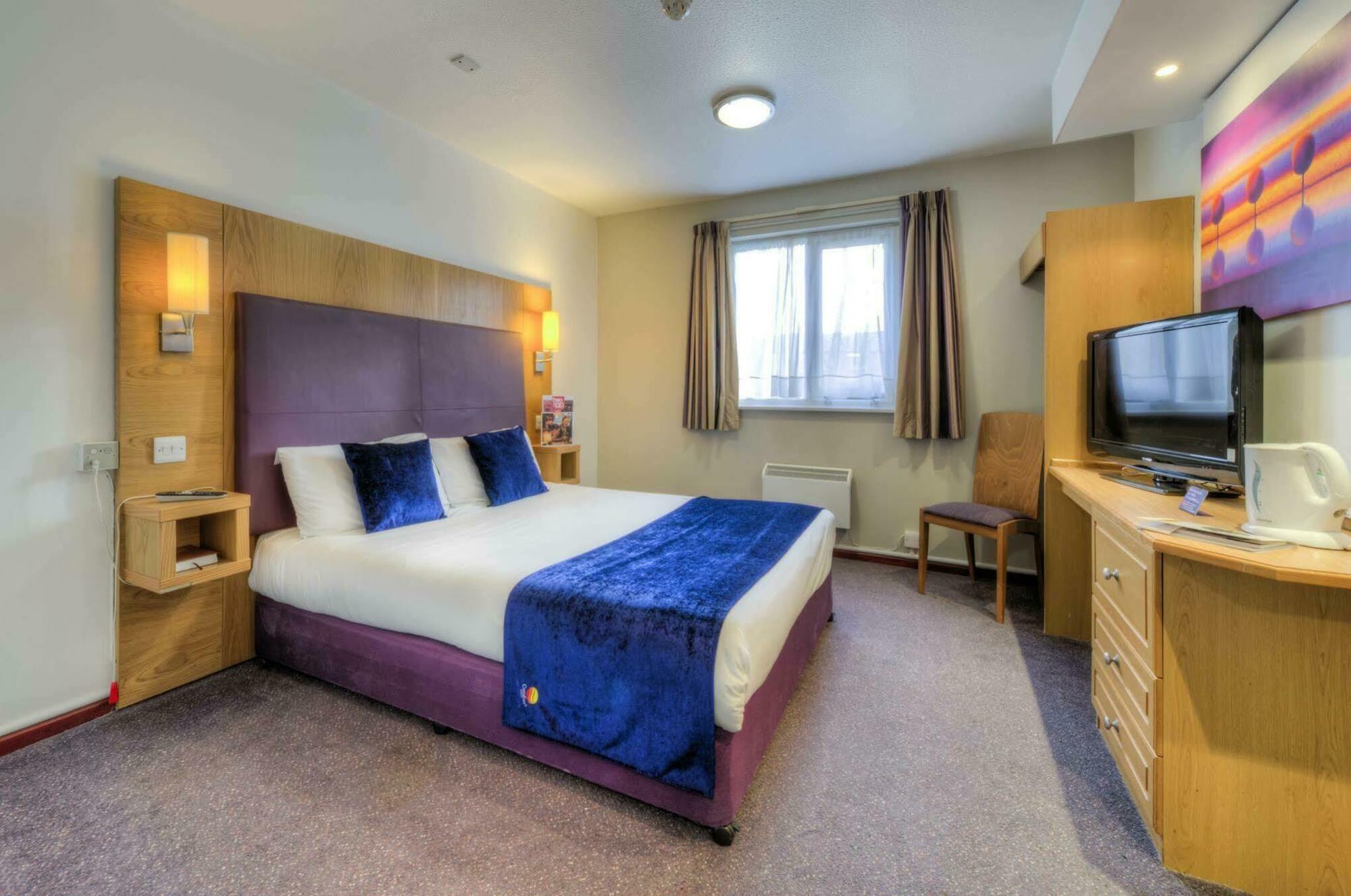 Comfort Inn Manchester North Middleton  Exterior photo